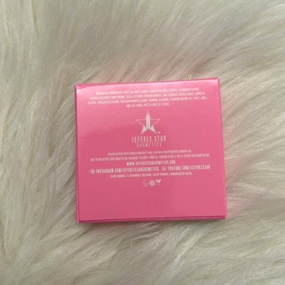 Jeffree Starr Cosmetics Single Eyeshadow- Scene Queen - Picture 5 of 7